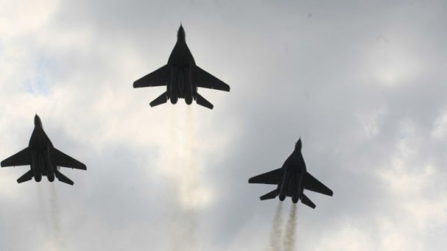 Южнокорейската армия вдигна изтребители след като китайски и руски военни